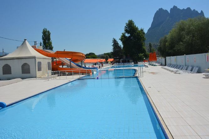 Mihalgazi Belediyesi Yüzme Havuzu Aqupark