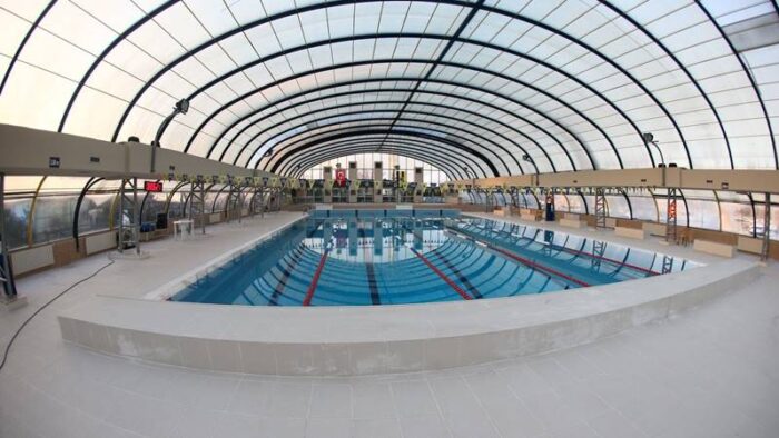 Fenerbahçe Vefa Küçük Kapalı Yüzme Havuzu